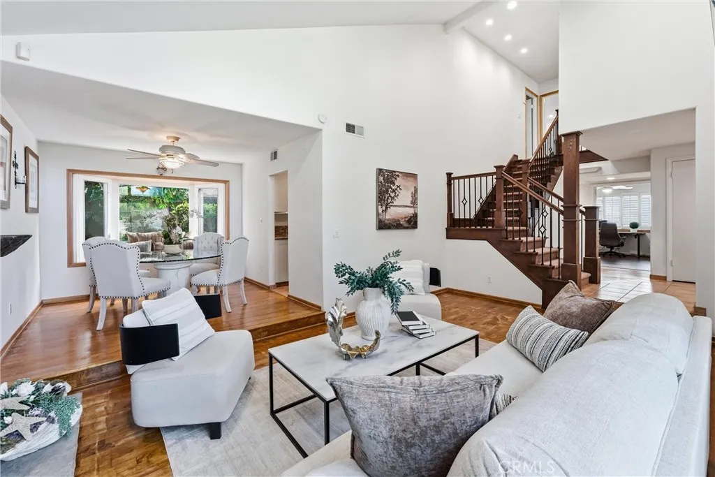 5872 Meadowbrook Drive, Huntington Beach, California, 92649