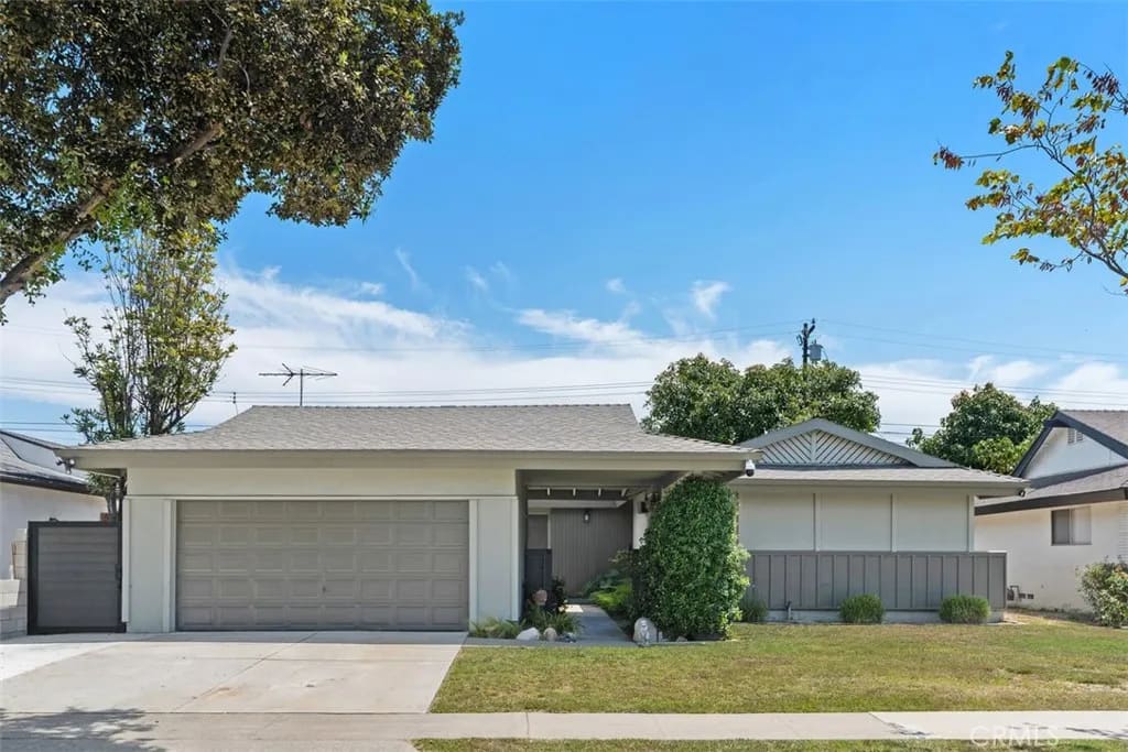 15842 Belfast, Huntington Beach, California, 92647