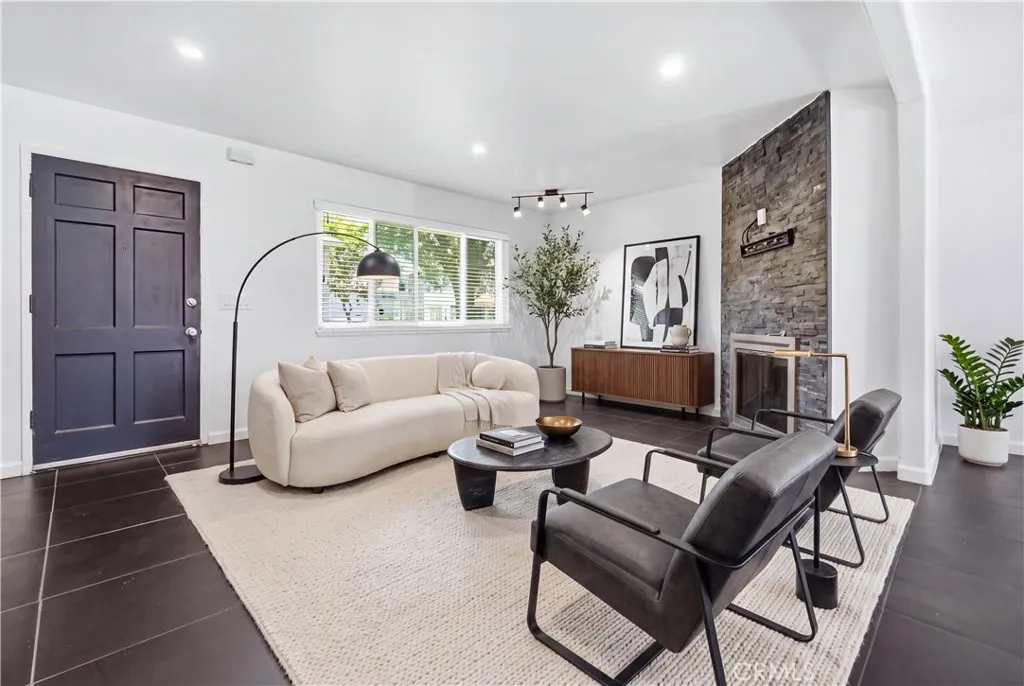 19775 Coventry, Huntington Beach, California, 92646