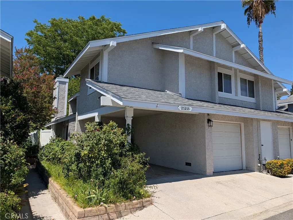 25255 Avenida Dorena, Newhall, California, 91321