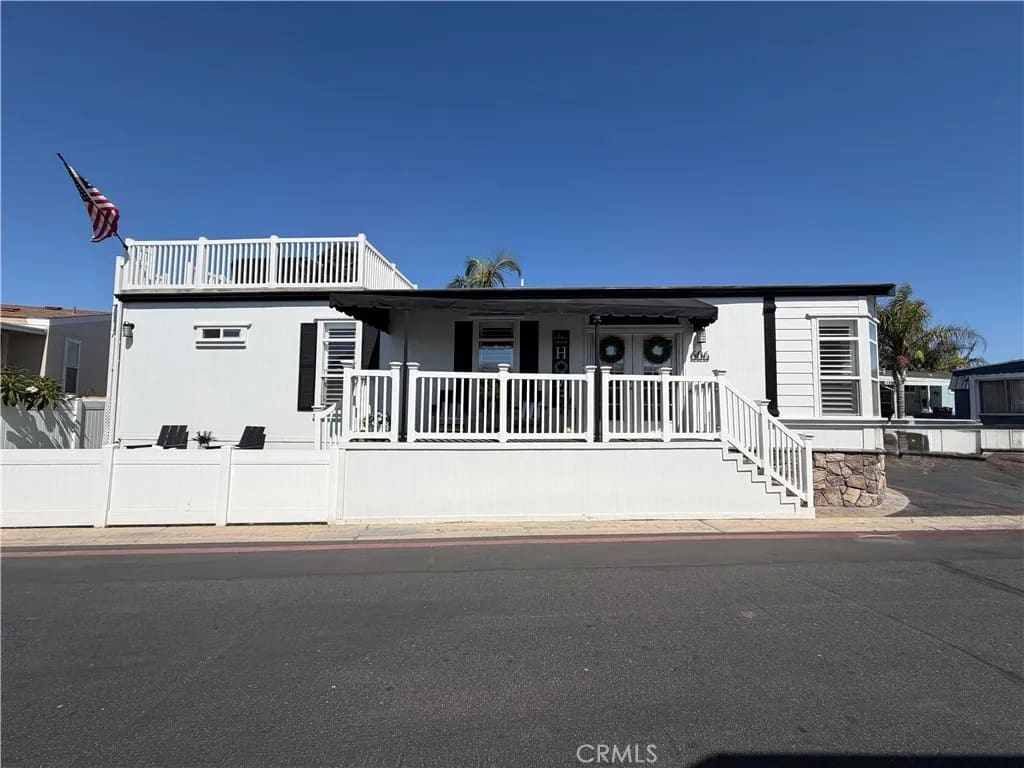80 Huntington 606, Huntington Beach, California, 92648
