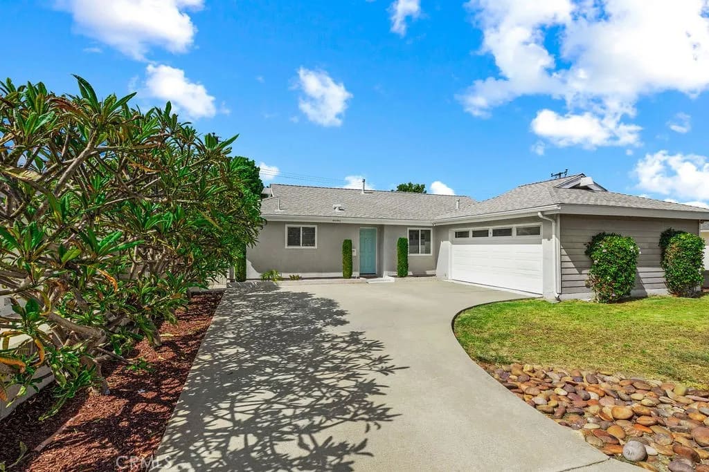 8181 Holland Drive, Huntington Beach, California, 92647