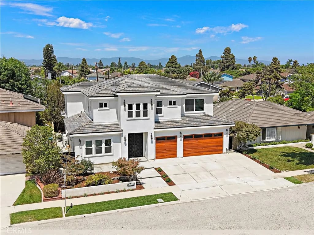 8719 Hummingbird, Fountain Valley, California, 92708