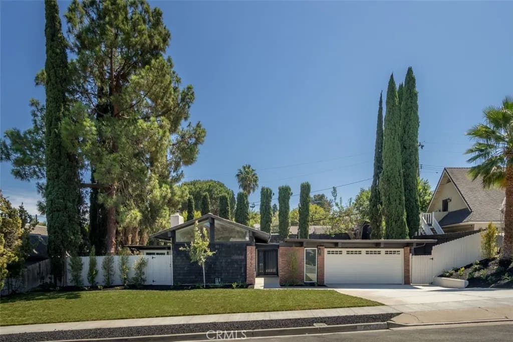 19322 Saylor Terrace, North Tustin, California, 92705