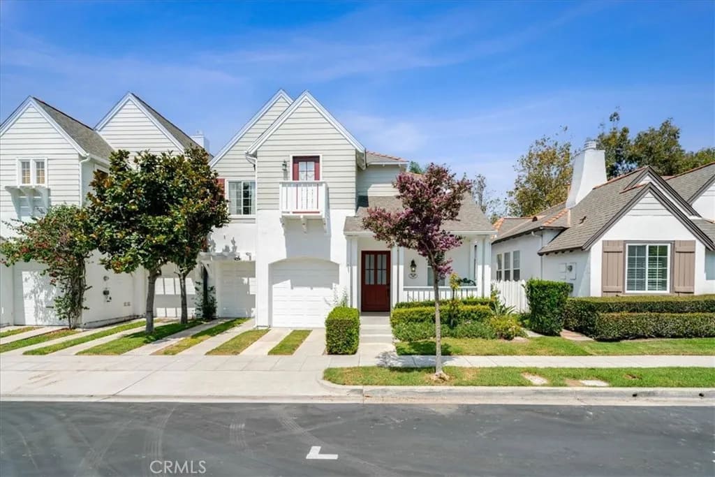98 Winslow, Irvine, California, 92620