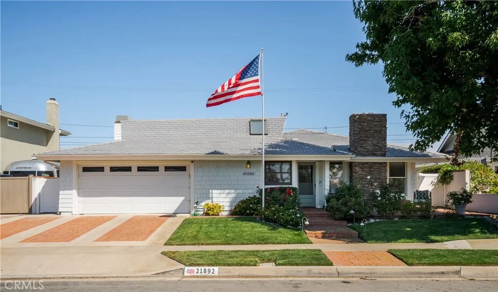 21892 Kaneohe, Huntington Beach, California, 92646