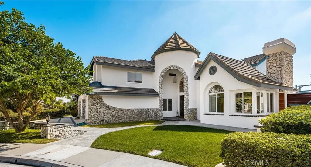 1086 Castlerock, North Tustin, California, 92705