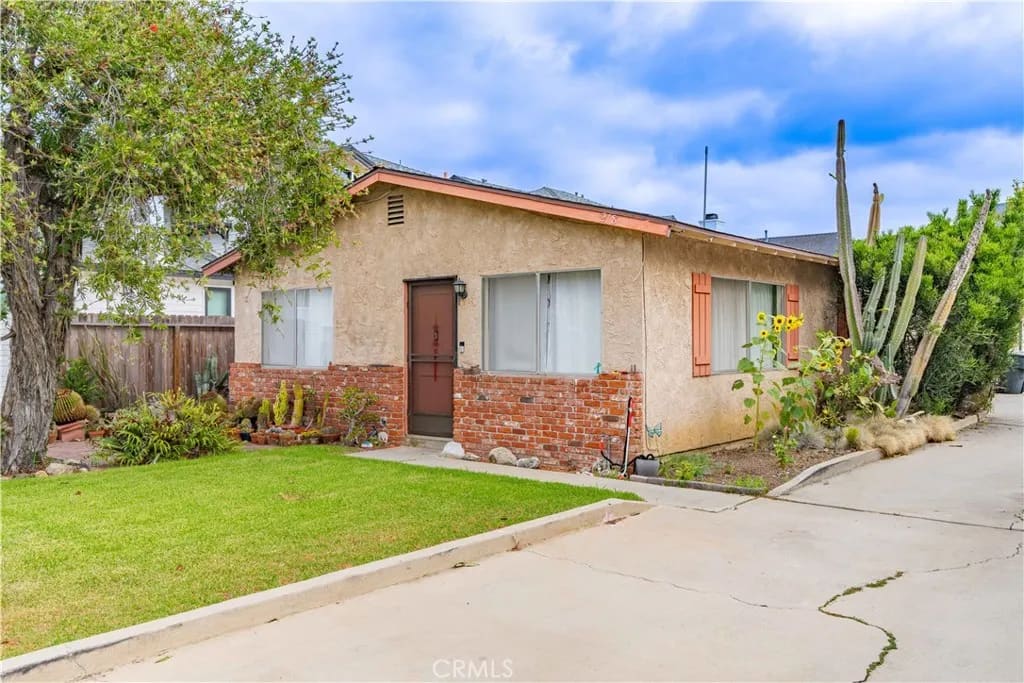 218 E 16th, Costa Mesa, California, 92627