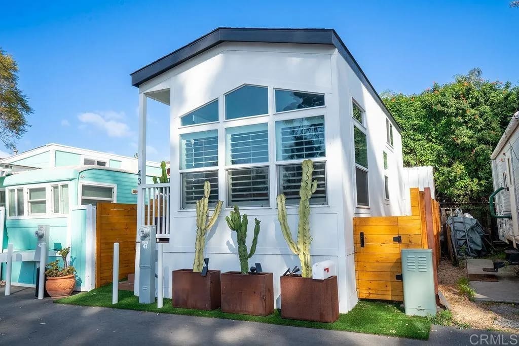 523 N Vulcan 43, Encinitas, California, 92024