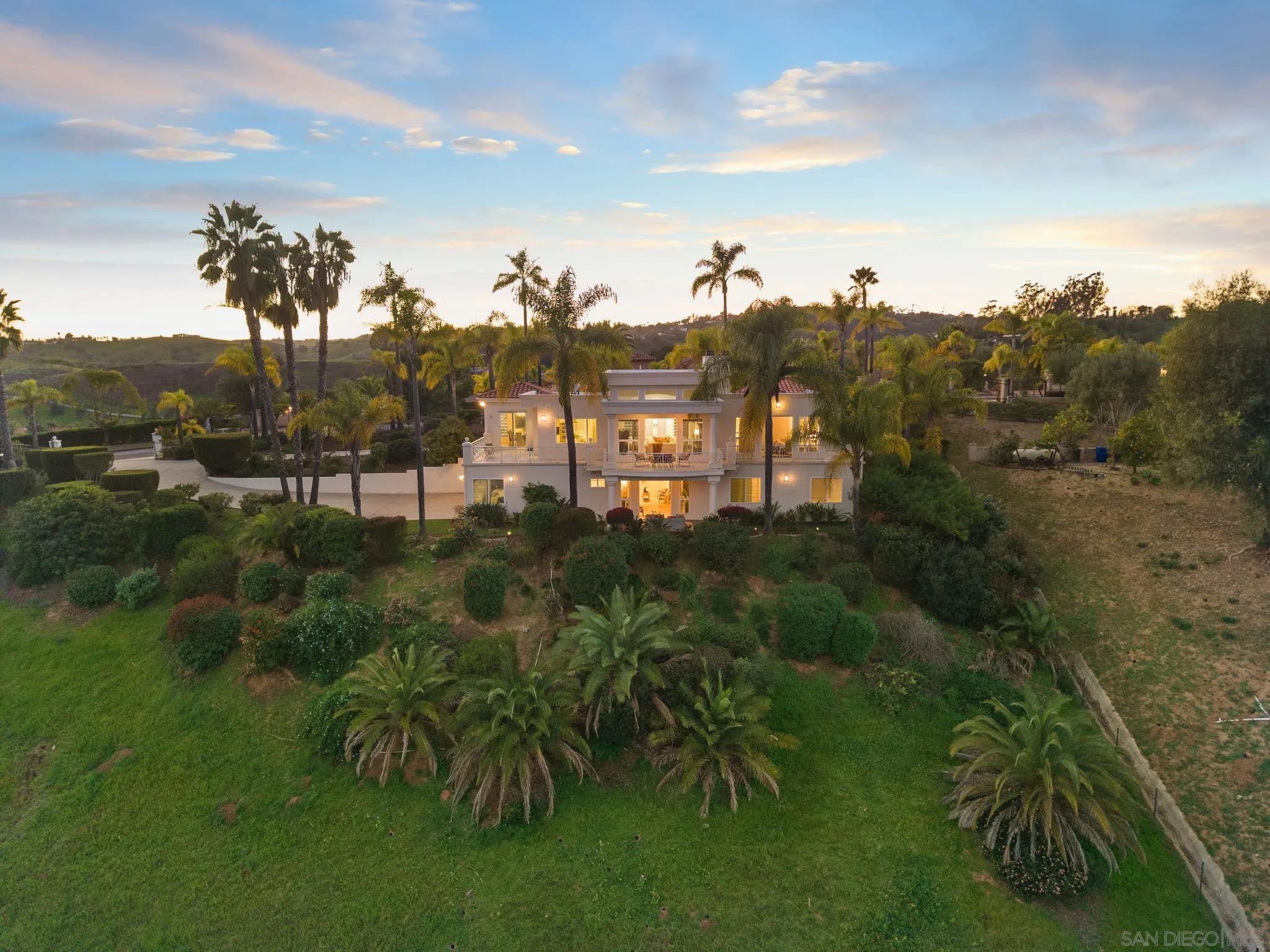 4462 Fallsbrae Rd, Fallbrook, California