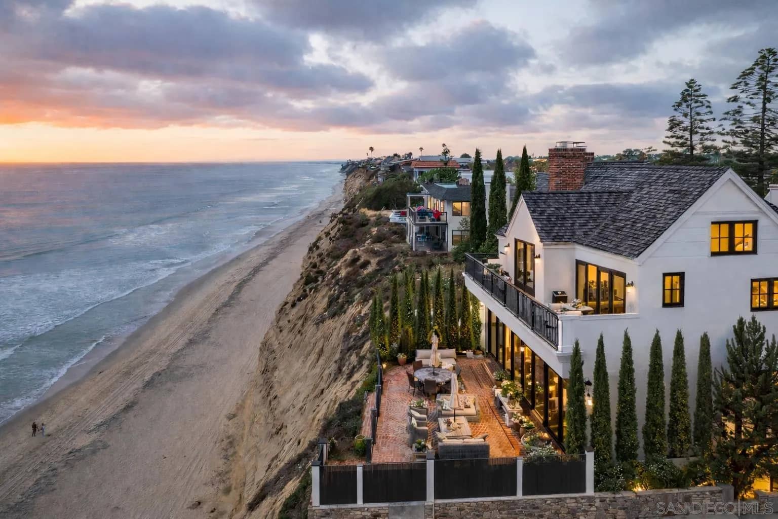 200-2 Neptune, Encinitas, California, 92024
