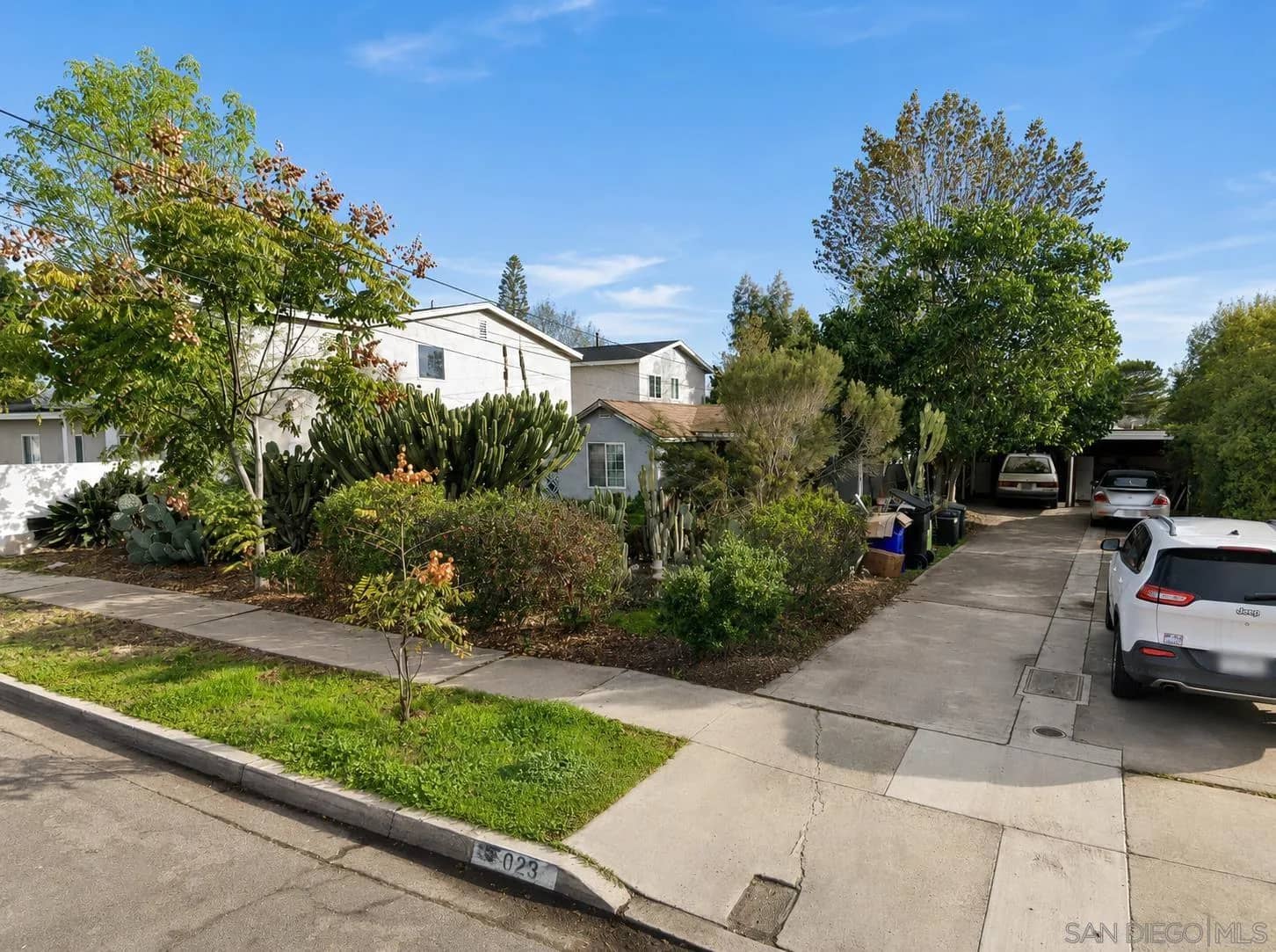 5023 63rd, San Diego, California, 92115