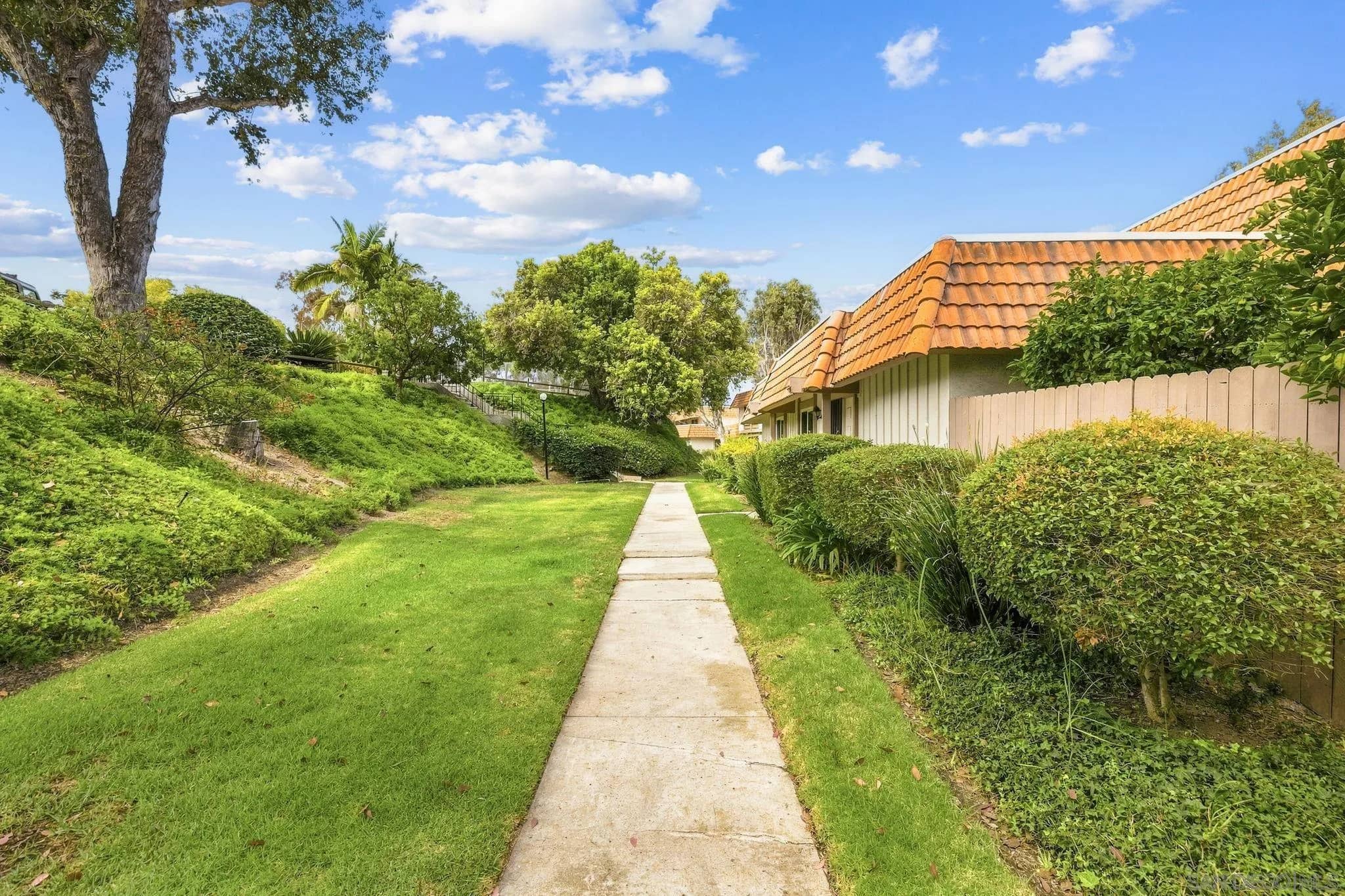 2809 Via Cascada, Carlsbad, California, 92010
