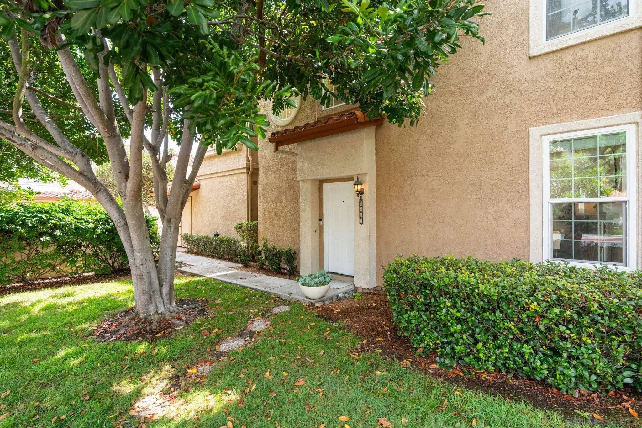 3821 Creststone Pl., San Diego, California, 92130