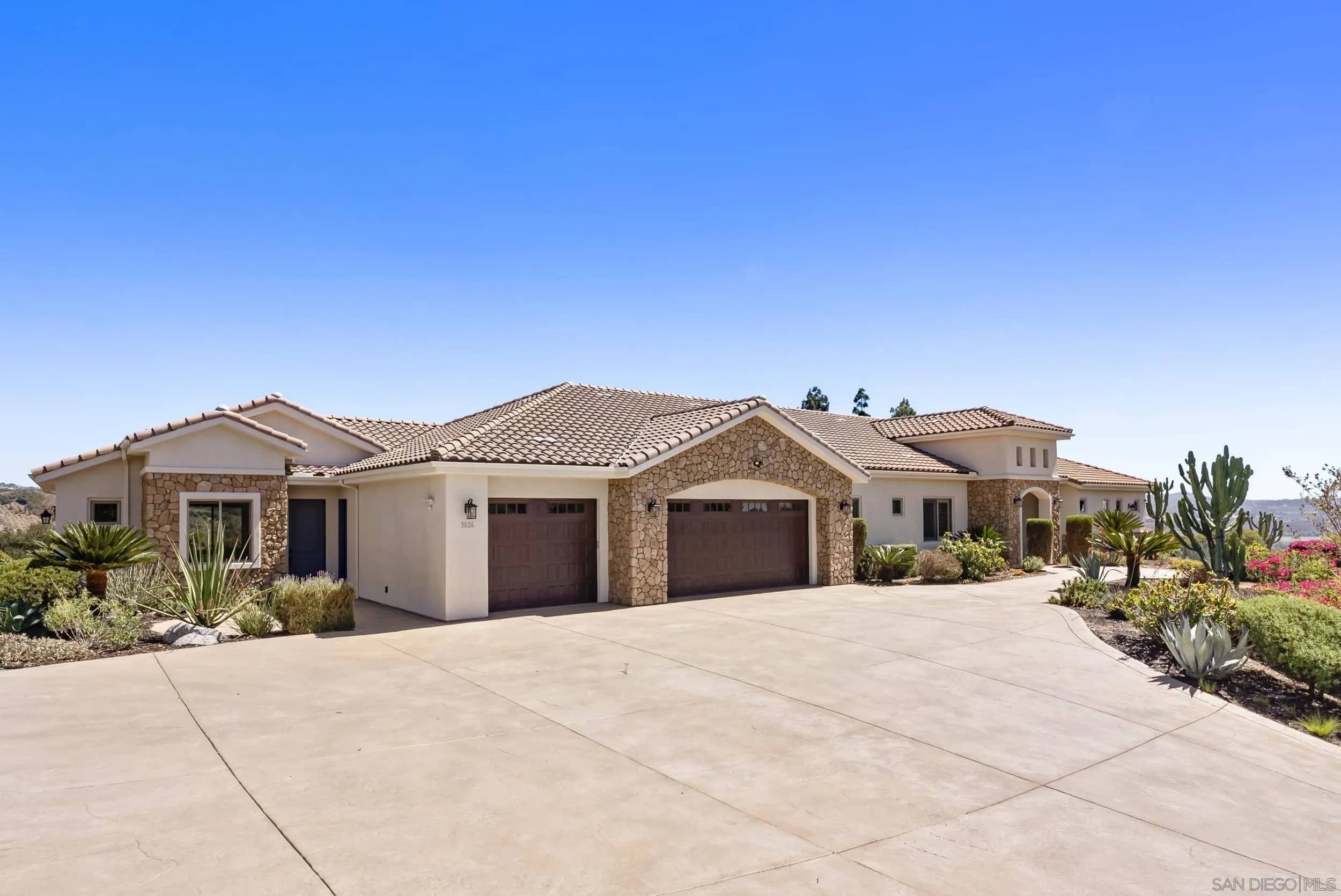 3026 Via Loma, Fallbrook, California, 92028