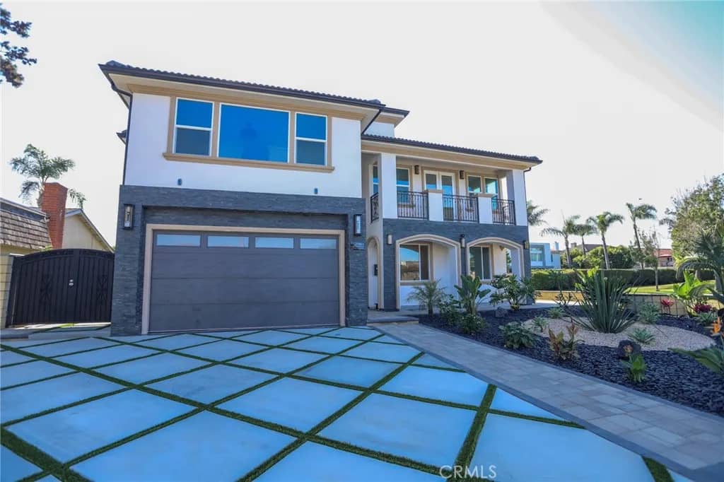 21861 Vacation Ln Lane, Huntington Beach, California, 92646