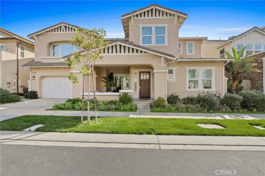 66 Chasma, Irvine, California, 91618