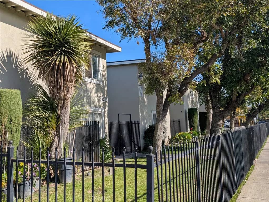 1213 W Brook, Santa Ana, California, 92703