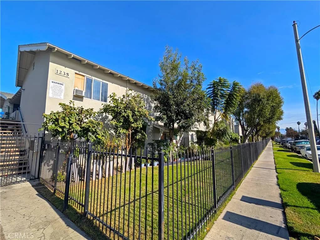 1239 Brook Street W, Santa Ana, California, 92703