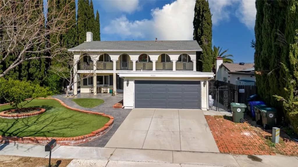 19707 Green Mountain Drive, Newhall, California, 91321