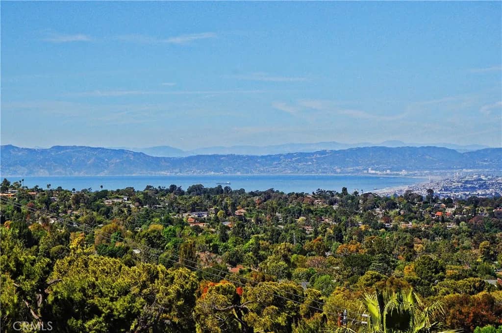 49 Saddleback, Rolling Hills, California, 90274