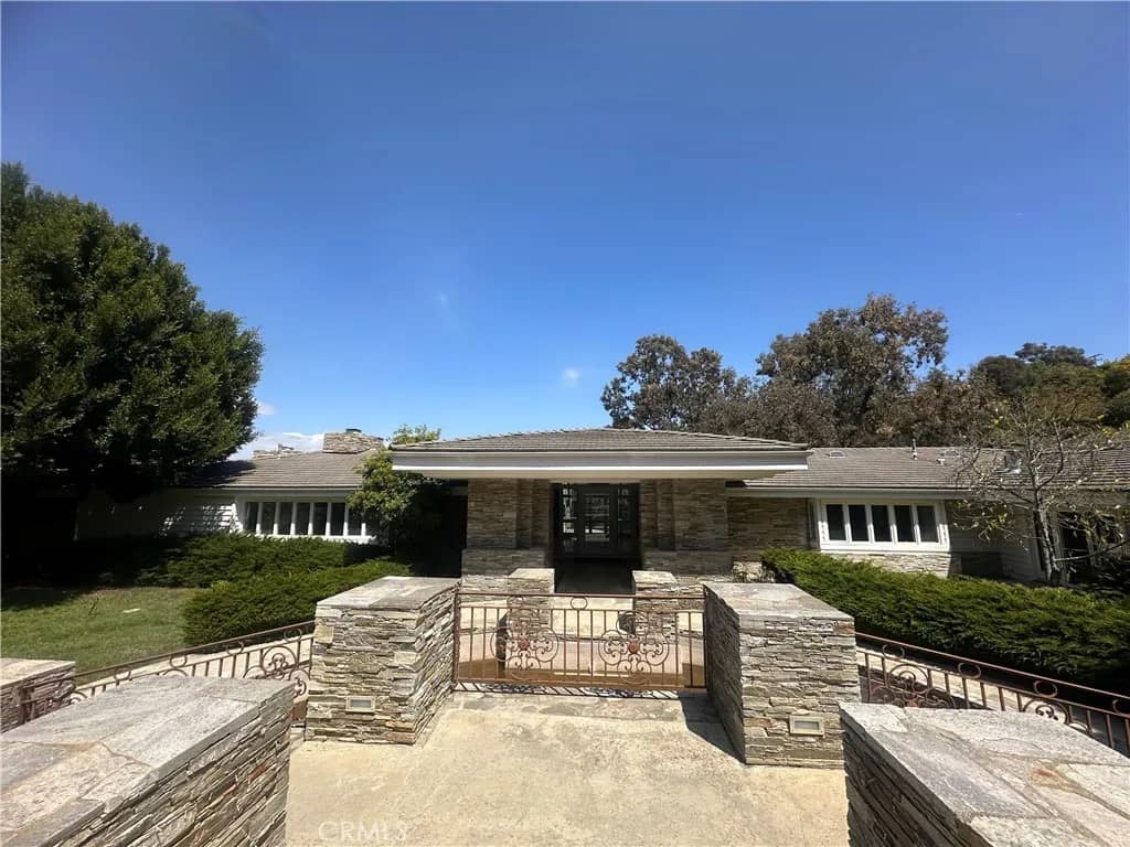 60 Crest Road E, Rolling Hills, California, 90274