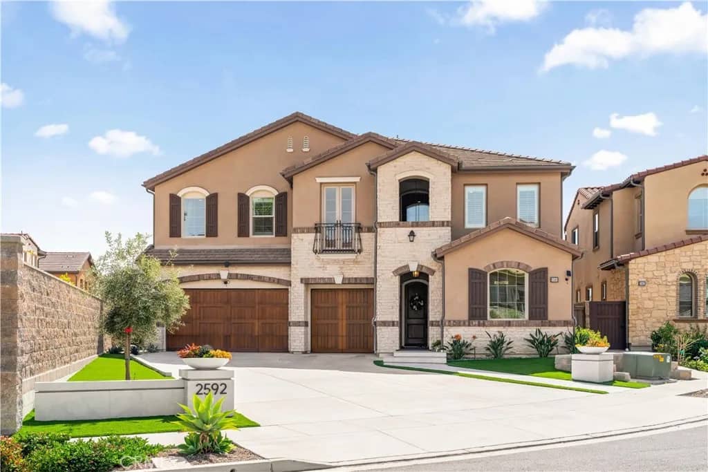 2592 Highland Oak Court, Lake Forest, California, 92679