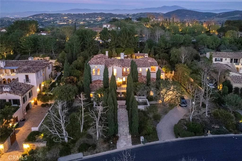 50 Copper Creek, Irvine, California, 92603