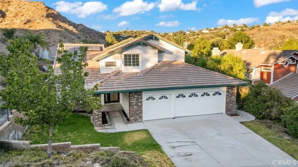 14439 Grandiflors, Canyon Country, California, 91387