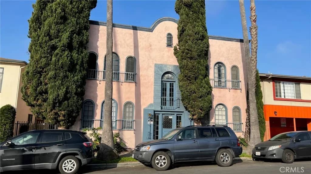 1537-1545 Corinth, Los Angeles, California, 90025