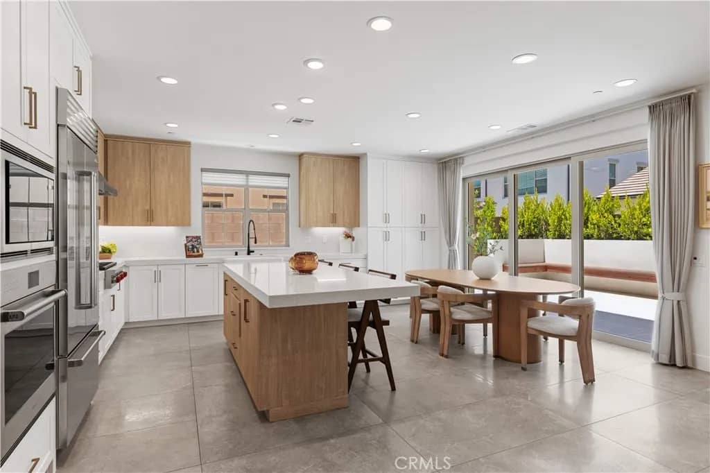 149 Somera, Irvine, California, 92602