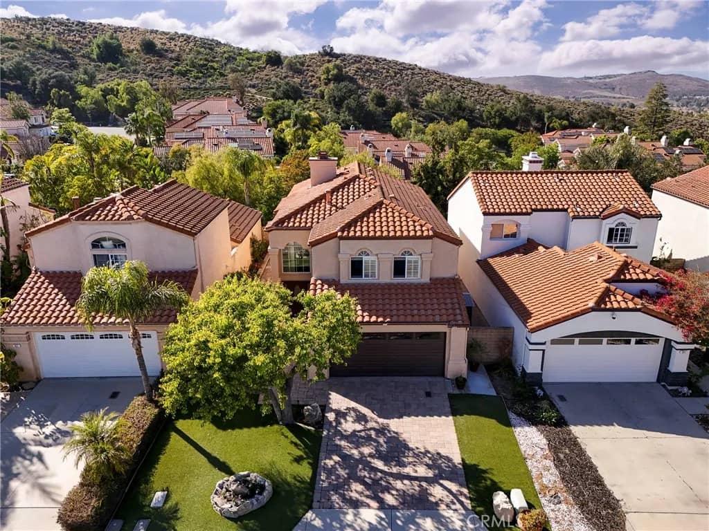 617 Sedgeworth Court, Simi Valley, California, 93065