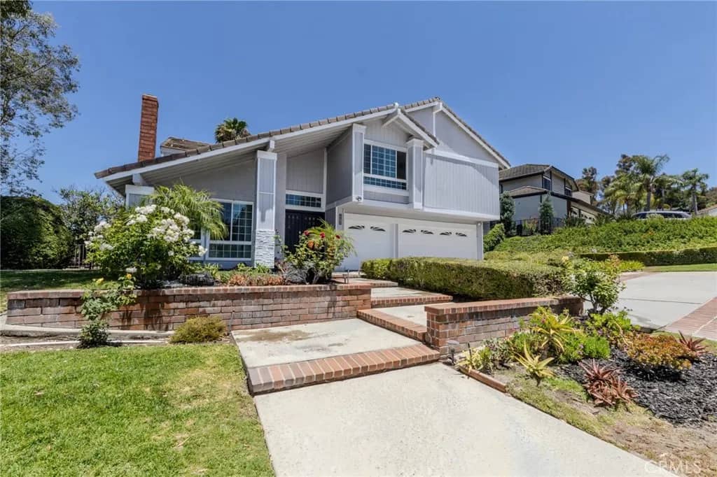 6415 E Stonebridge, Anaheim Hills, California, 92807