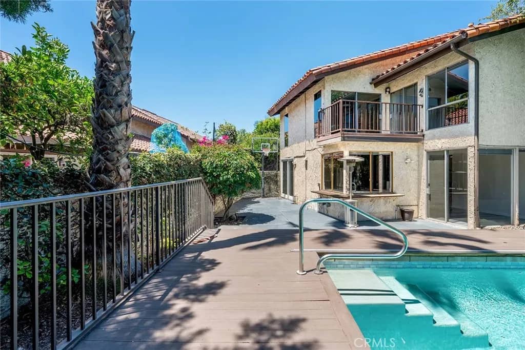 4000 Marion Way, Long Beach, California, 90807