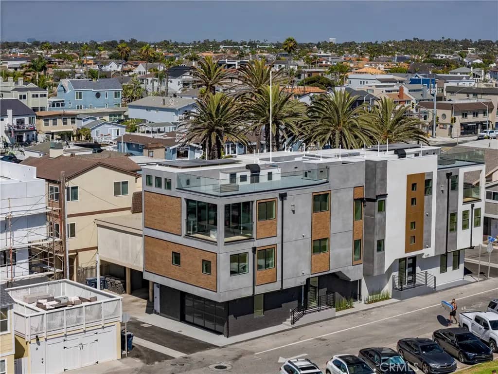 16811 14th, Sunset Beach, California, 90742
