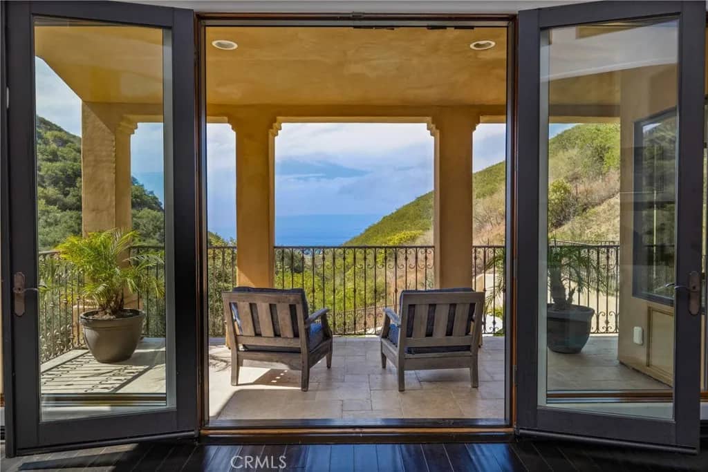 4322 Escondido Drive, Malibu, California, 90265