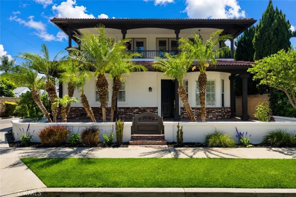267 Mesa Dr, Costa Mesa, California, 92627