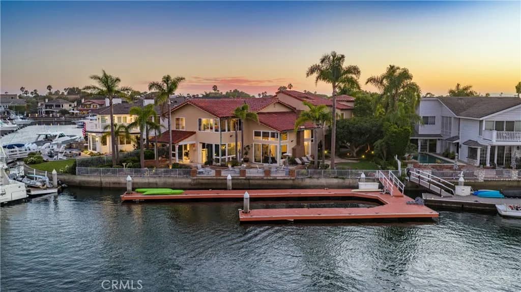 16932 Coral Cay, Huntington Beach, California, 92649