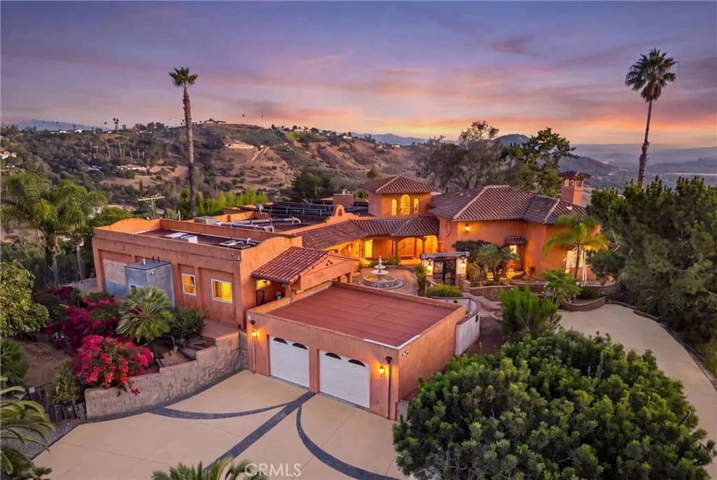 3838 Foxglove, Fallbrook, California, 92028