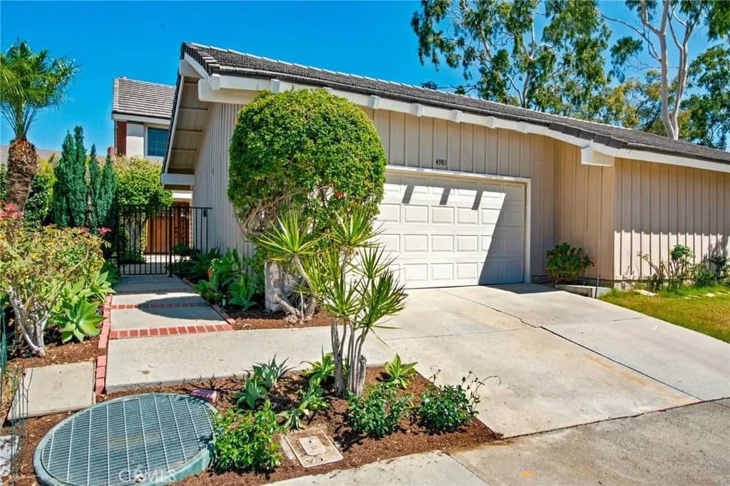 4981 Paseo Segovia, Irvine, California, 92603