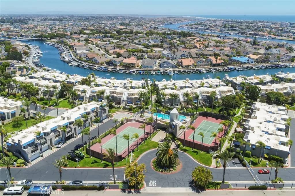 16102 Fame, Huntington Beach, California, 92649