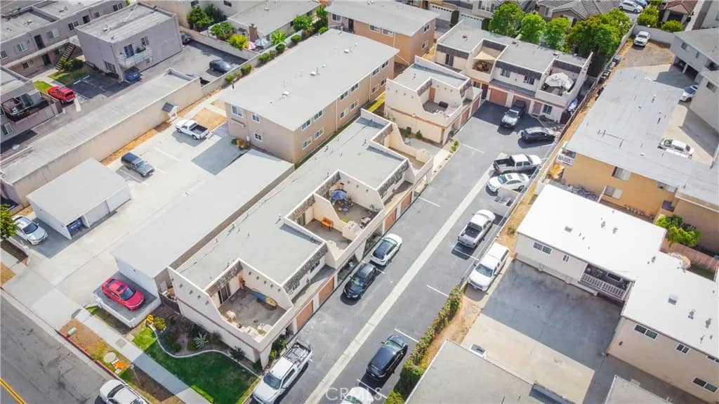 18911 Florida Street, Huntington Beach, California, 92648