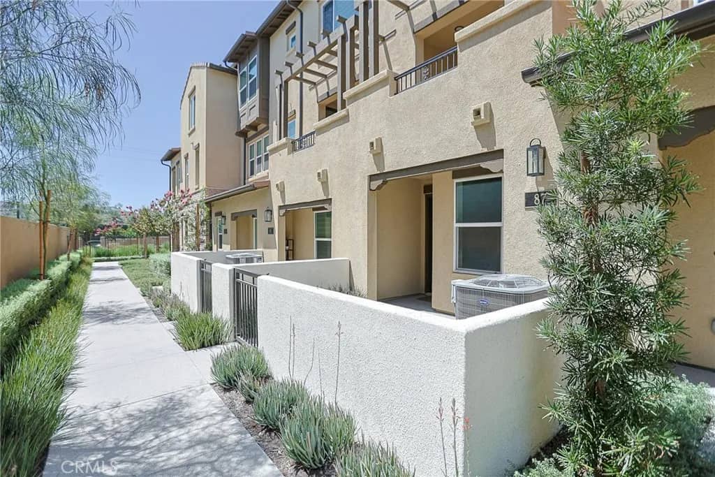 295 Vista Drive #87, La Habra, California, 90631