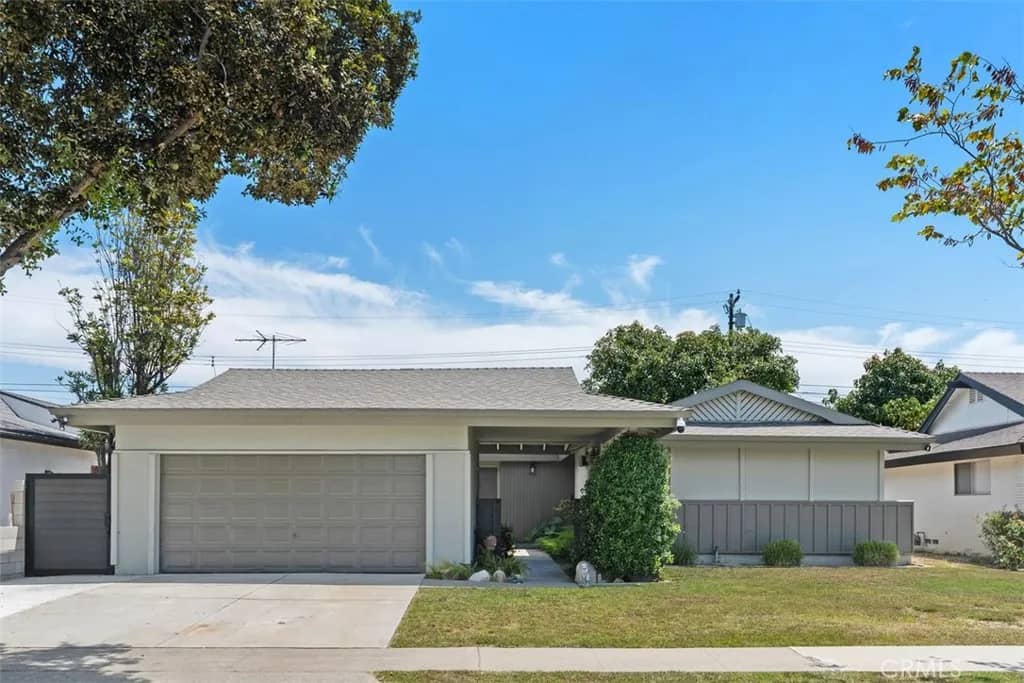 15842 Belfast, Huntington Beach, California, 92647