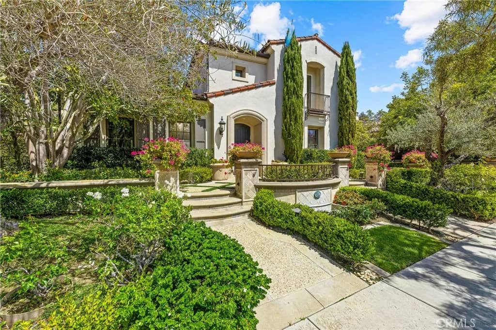 28 Blue Summit, Irvine, California, 92603