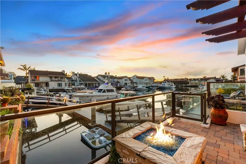 16455 Ladona Circle, Huntington Beach, California, 92649