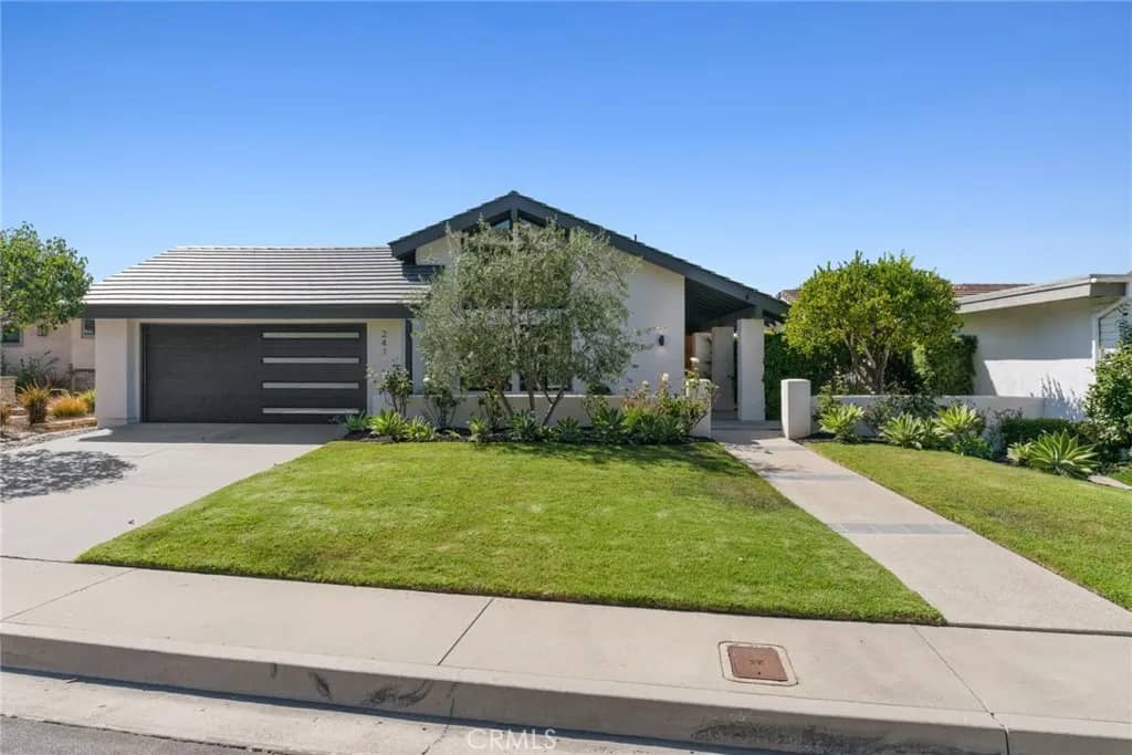 241 Calle Neblina, San Clemente, California, 92672