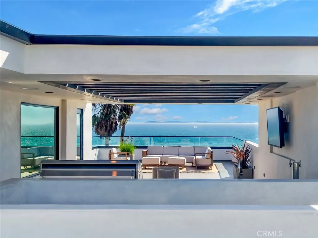 816 Pacific Coast Highway, Huntington Beach, California, 92648
