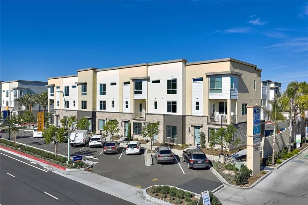 7255 Pointbreak Drive, Huntington Beach, California, 92647