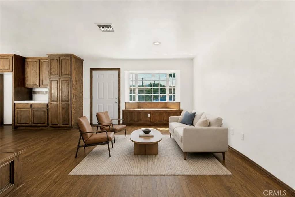 22319 Park Street, Newhall, California, 91321